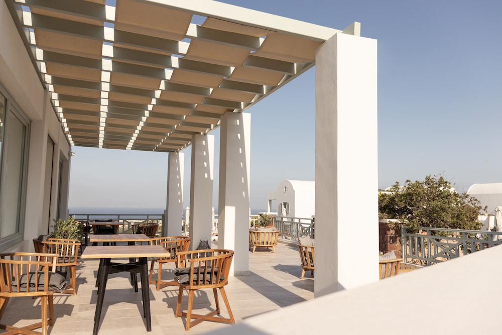 Astro Palace Hotel & Spa — Restaurant & bars in Karterados, South Aegean