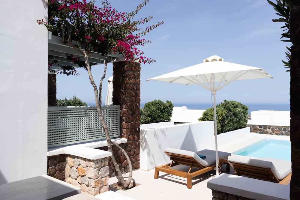 Astro Palace Hotel & Spa — Swimming pool in Karterados, South Aegean