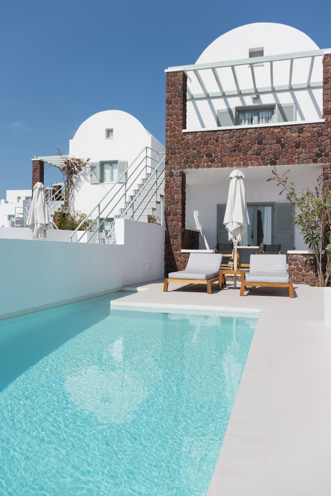 Astro Palace Hotel & Spa — Swimming pool in Karterados, South Aegean
