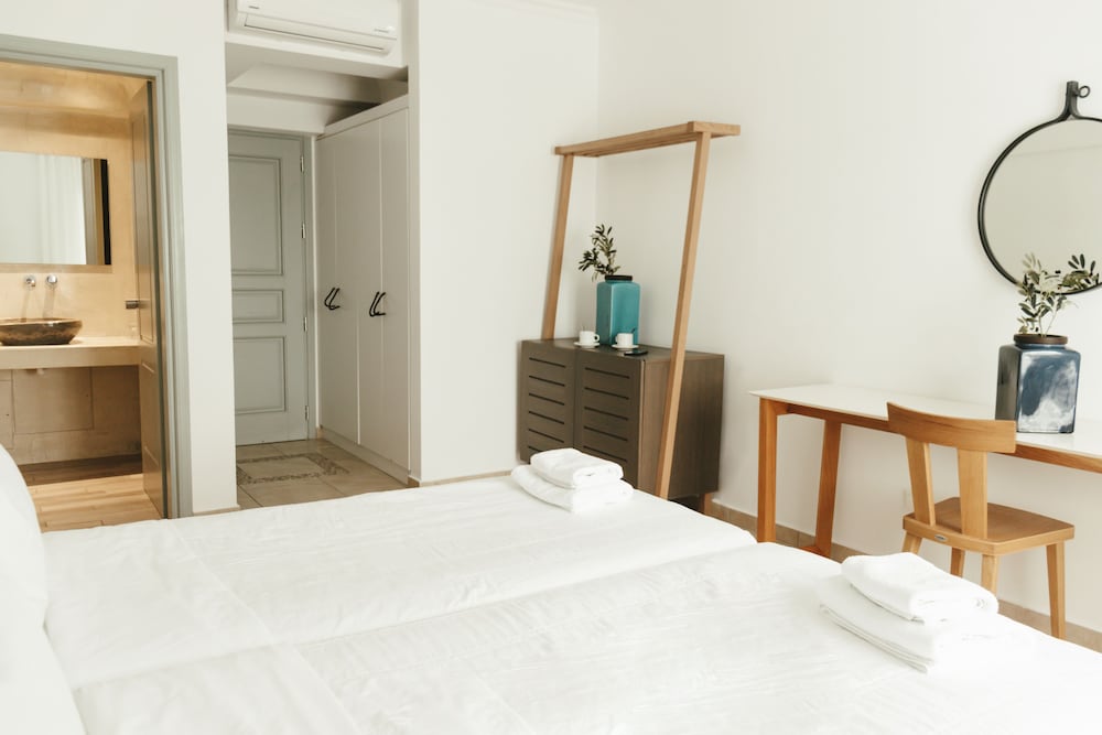 Astro Palace Hotel & Spa — Hotel rooms in Karterados, South Aegean