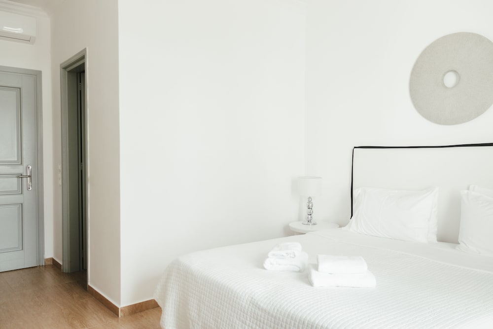 Astro Palace Hotel & Spa — Hotel rooms in Karterados, South Aegean