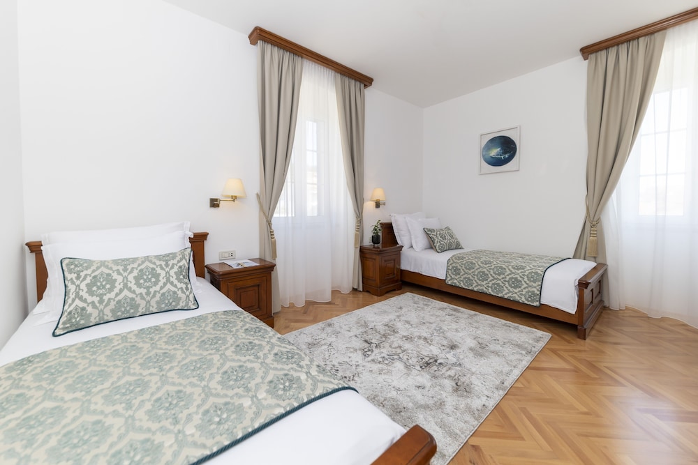 Heritage Hotel Tisno — Hotel rooms in Tisno, Šibenik-Knin