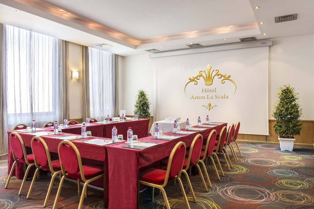 Hôtel Aston La Scala — Hotel building in Nice, Provence-Alpes-Cote d'Azur