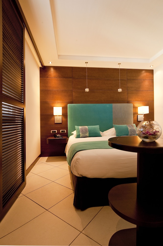 Hôtel Aston La Scala — Hotel rooms in Nice, Provence-Alpes-Cote d'Azur