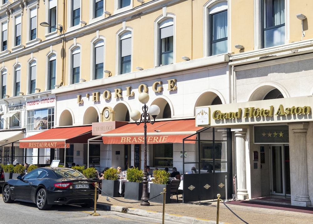 Hôtel Aston La Scala — Hotel building in Nice, Provence-Alpes-Cote d'Azur