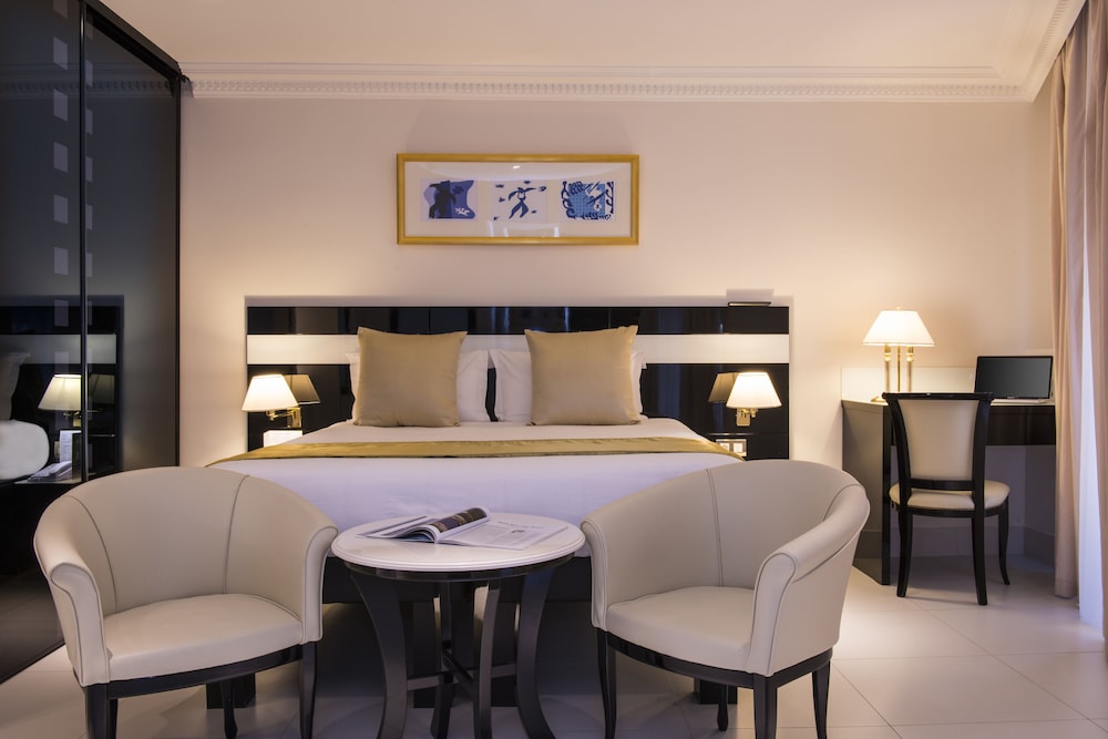 Hôtel Aston La Scala — Hotel rooms in Nice, Provence-Alpes-Cote d'Azur
