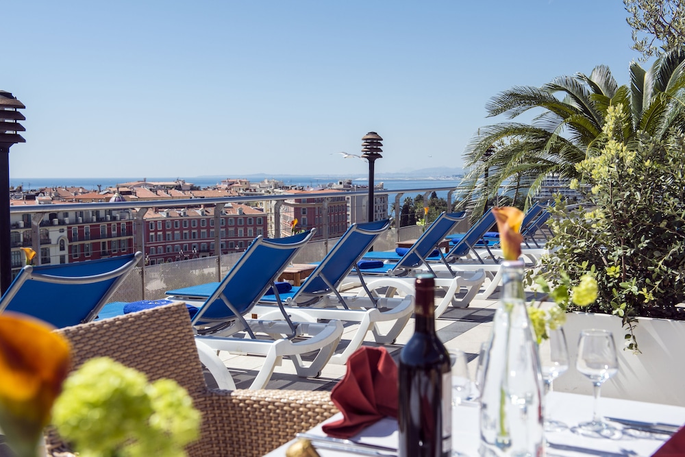 Hôtel Aston La Scala — Restaurant & bars in Nice, Provence-Alpes-Cote d'Azur