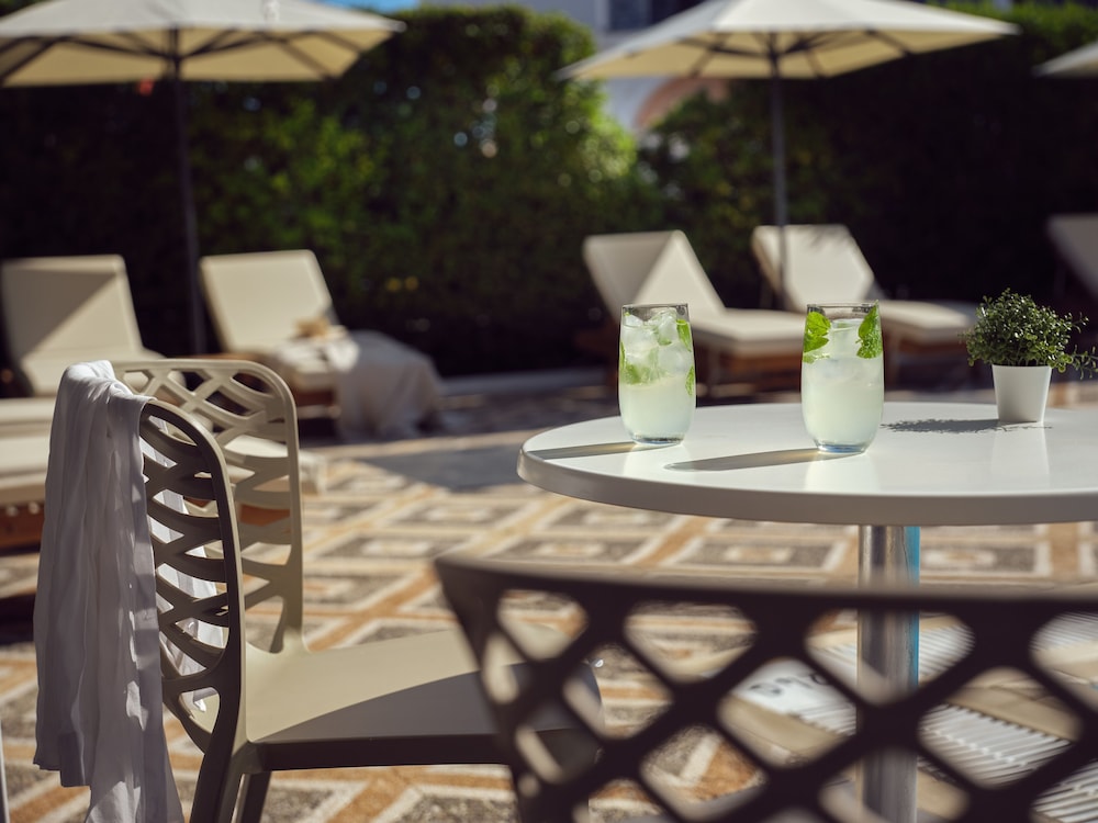 Cactus Hotel — Restaurant & bars in Laganas, Ionian Islands