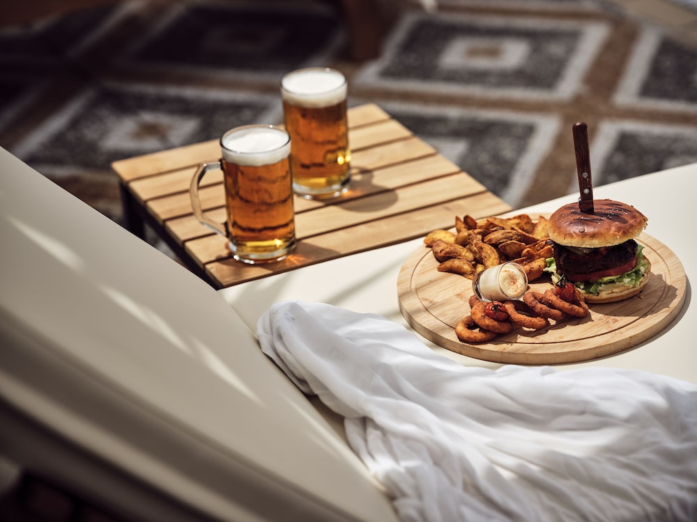 Cactus Hotel — Restaurant & bars in Laganas, Ionian Islands