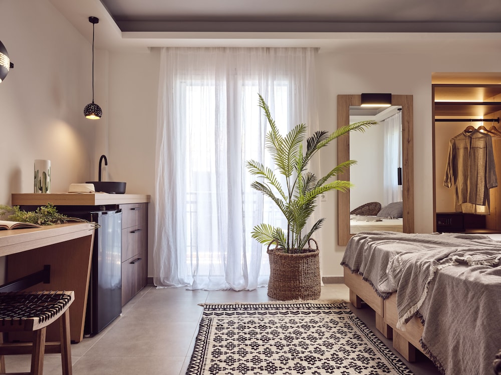 Cactus Hotel — Hotel rooms in Laganas, Ionian Islands