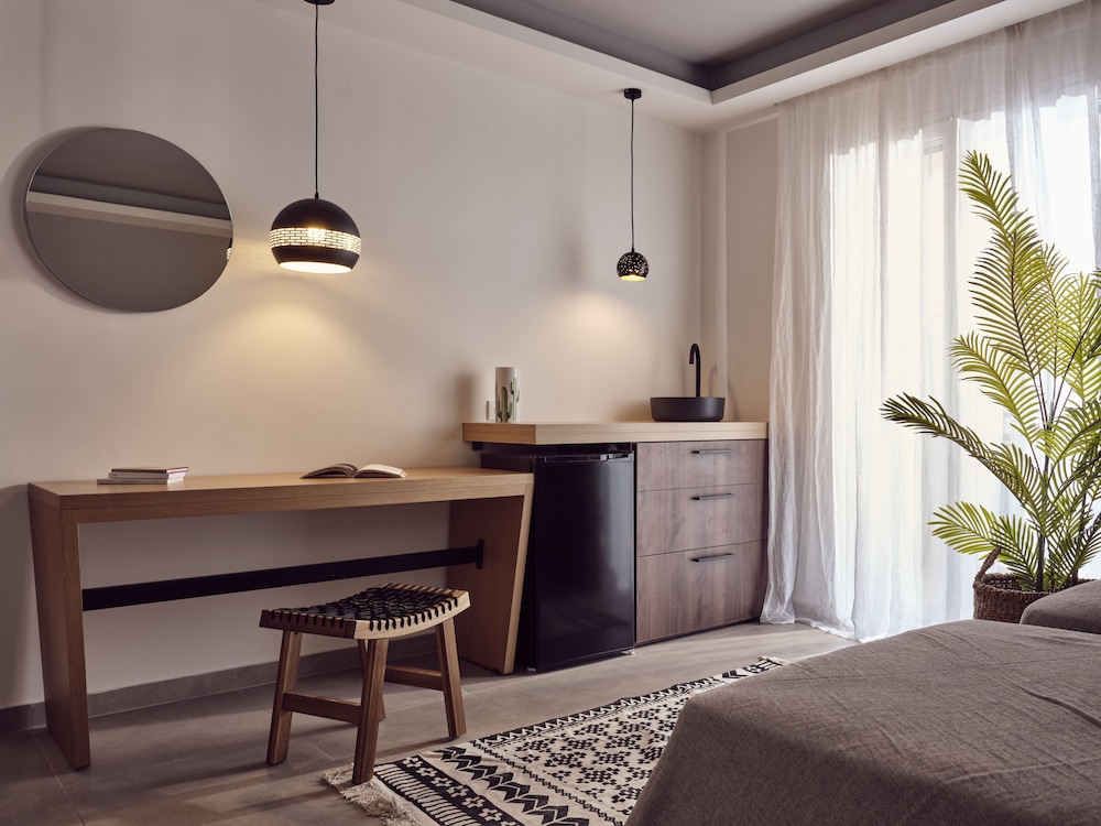 Cactus Hotel — Hotel rooms in Laganas, Ionian Islands