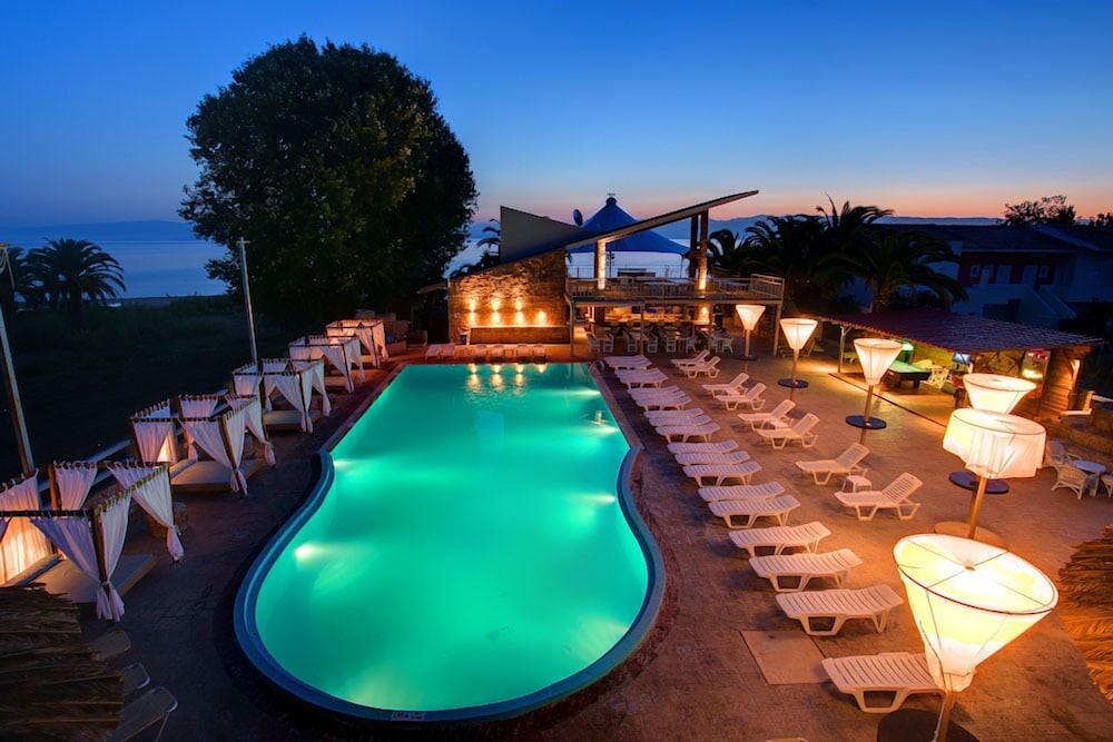 Island Beach Resort - Adults Only — Swimming pool in Lefkimmi (Corfu), Ionian Islands