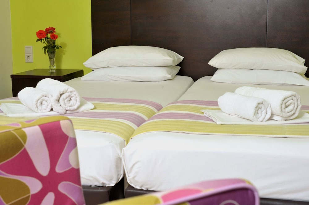 Island Beach Resort - Adults Only — Hotel rooms in Lefkimmi (Corfu), Ionian Islands