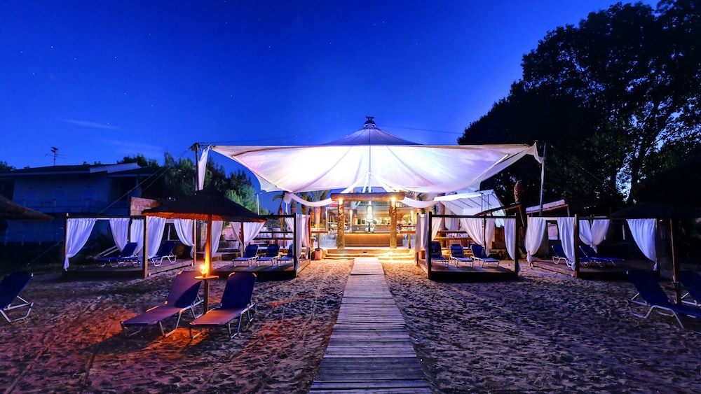 Island Beach Resort - Adults Only — Beach in Lefkimmi (Corfu), Ionian Islands