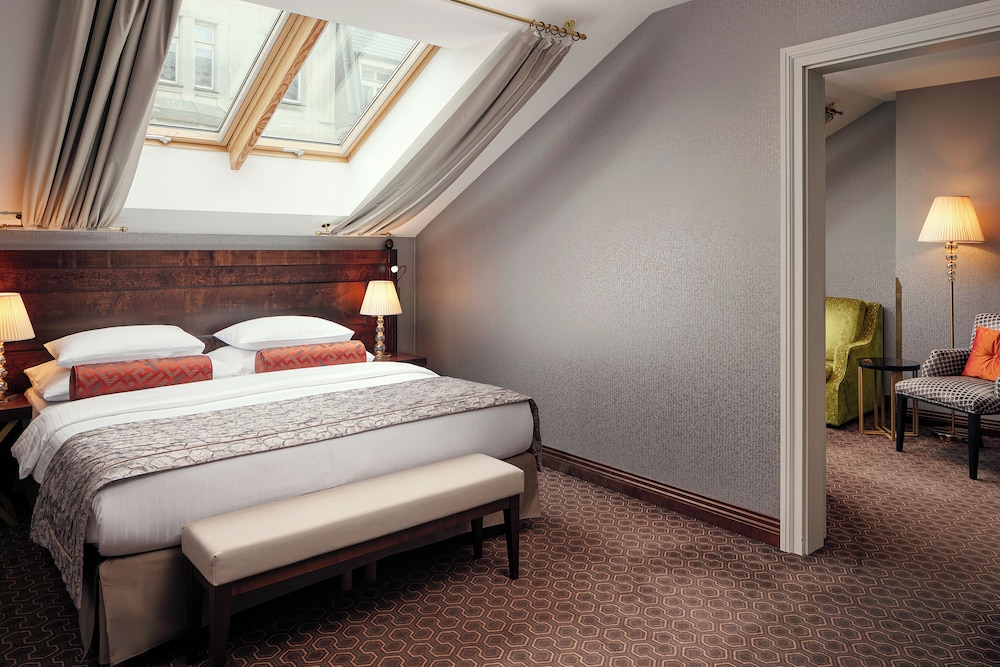 Cosmopolitan Hotel Prague — Hotel rooms in Prague, Prague