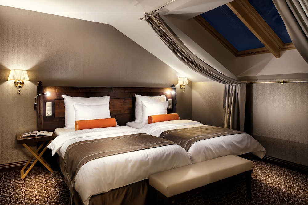 Cosmopolitan Hotel Prague — Hotel rooms in Prague, Prague