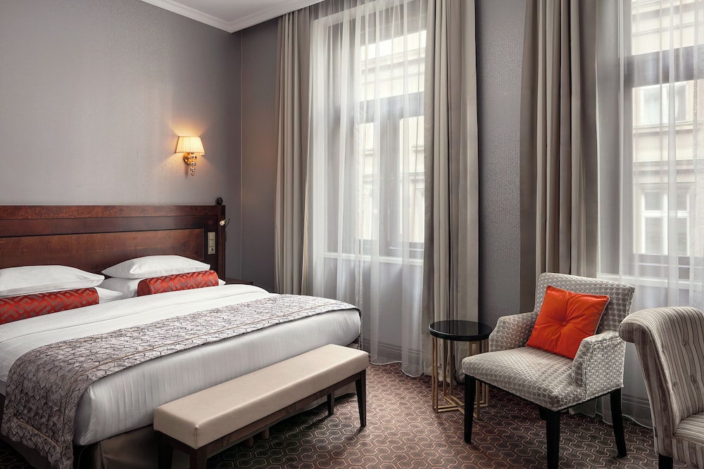 Cosmopolitan Hotel Prague — Hotel rooms in Prague, Prague