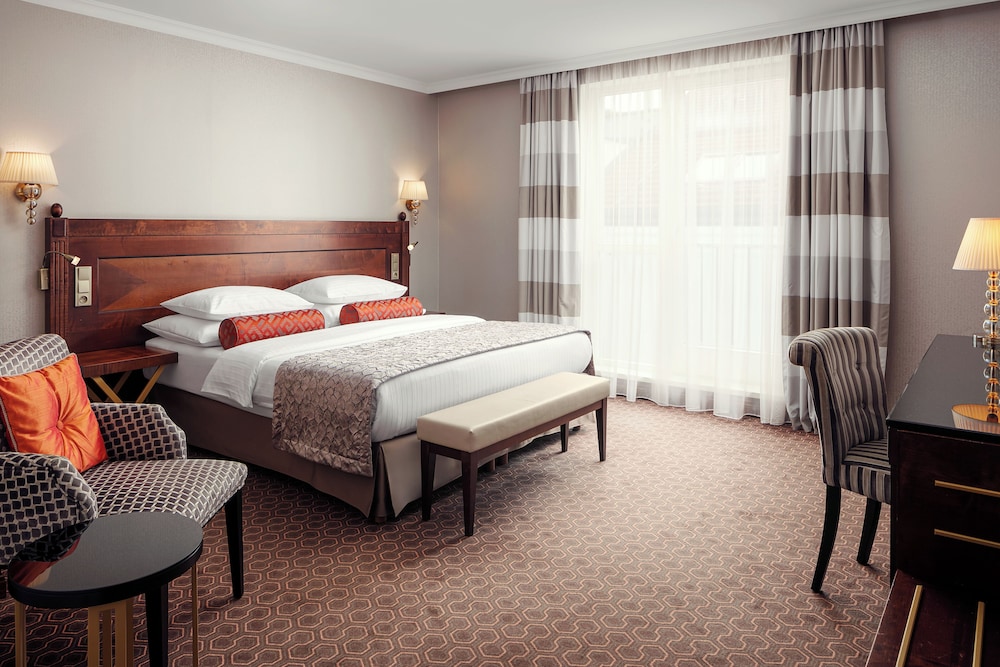 Cosmopolitan Hotel Prague — Hotel rooms in Prague, Prague