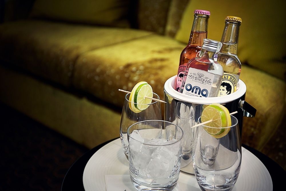 Cosmopolitan Hotel Prague — Restaurant & bars in Prague, Prague