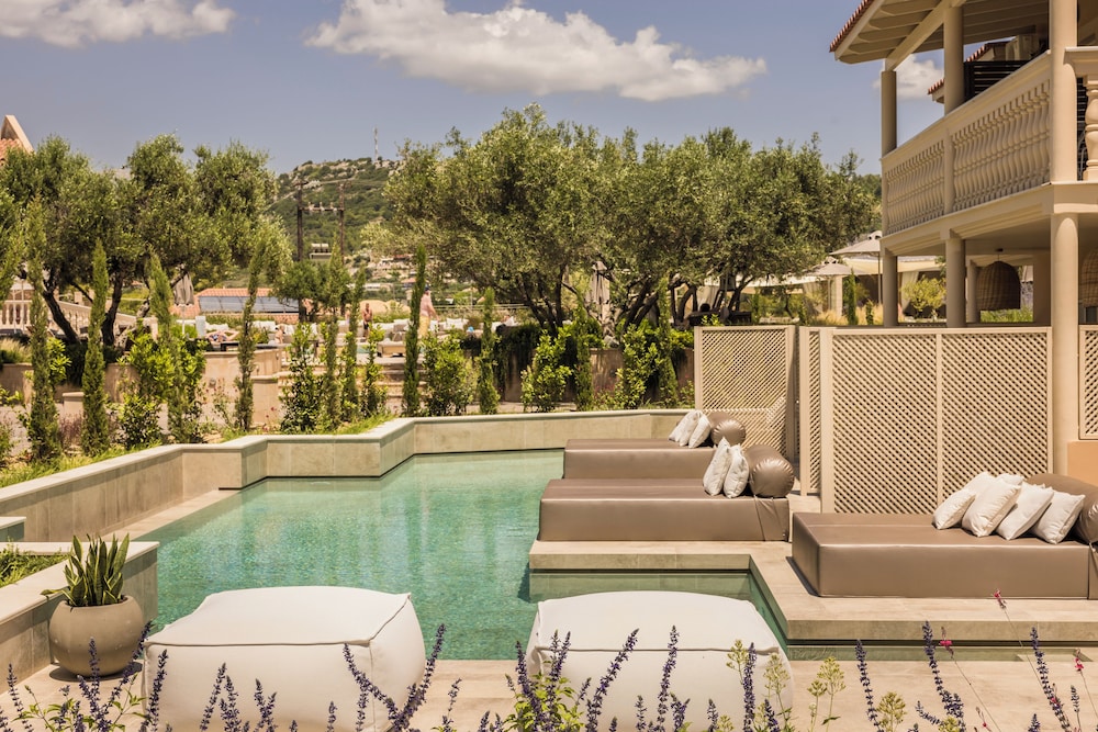 Thalassa Boutique Hotel - Adults Only — Swimming pool in Lassi, Ionian Islands