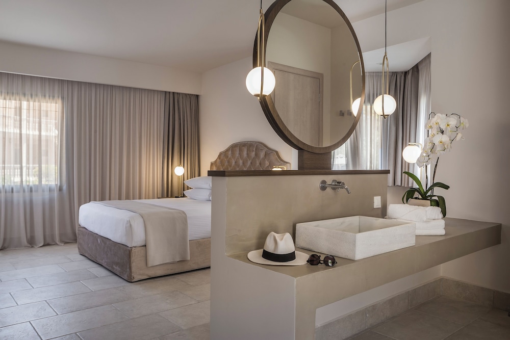 Thalassa Boutique Hotel - Adults Only — Hotel rooms in Lassi, Ionian Islands