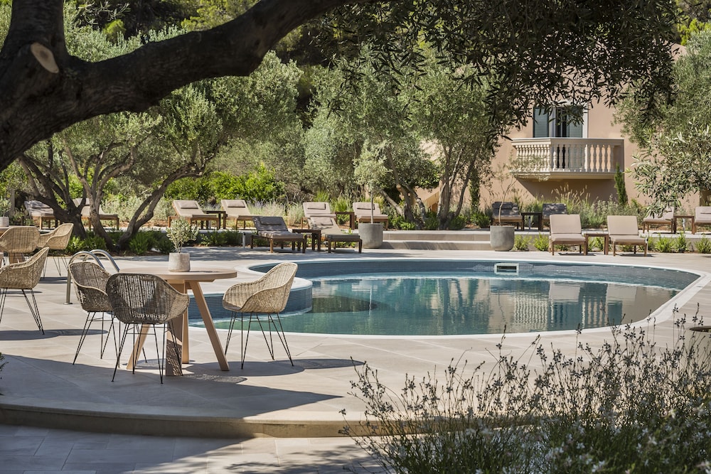 Thalassa Boutique Hotel - Adults Only — Swimming pool in Lassi, Ionian Islands