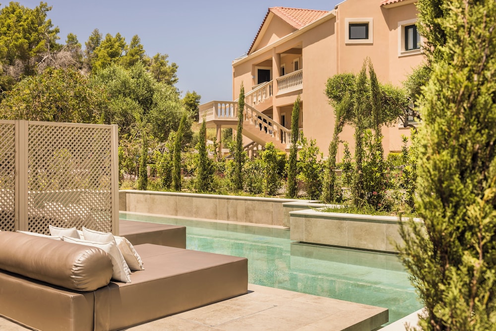 Thalassa Boutique Hotel - Adults Only — Swimming pool in Lassi, Ionian Islands