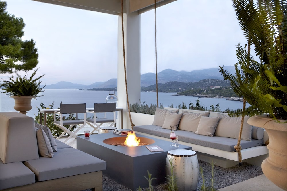 Thalassa Boutique Hotel - Adults Only — Restaurant & bars in Lassi, Ionian Islands