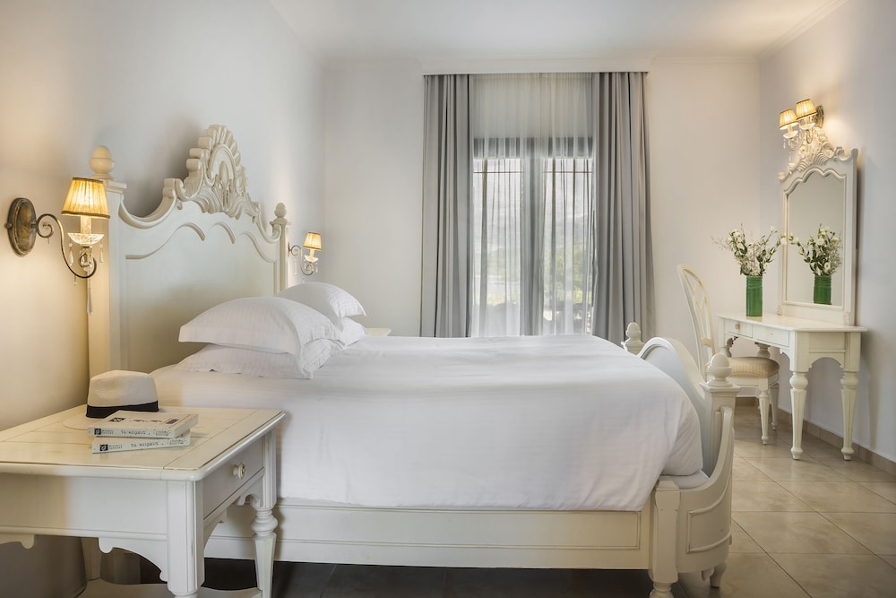 Thalassa Boutique Hotel - Adults Only — Hotel rooms in Lassi, Ionian Islands