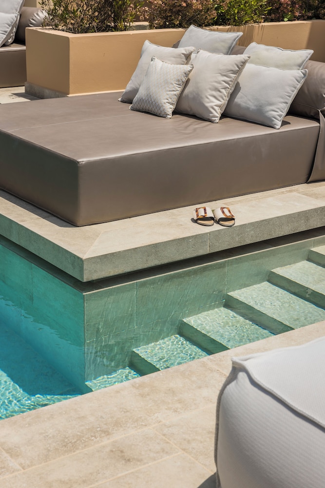 Thalassa Boutique Hotel - Adults Only — Swimming pool in Lassi, Ionian Islands