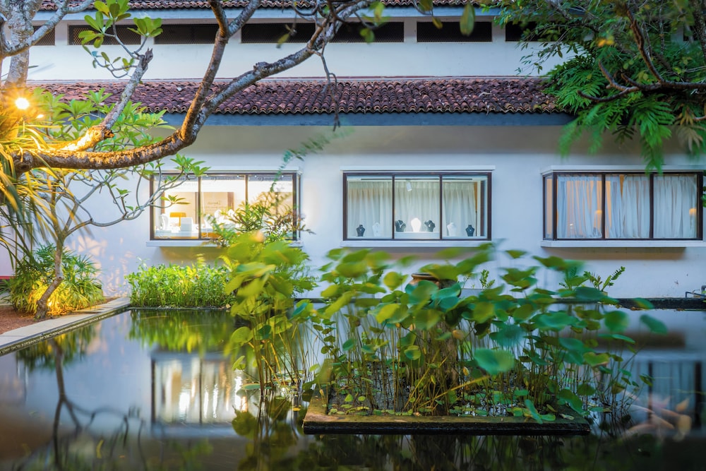 Thaala Bentota — Hotel building in Bentota