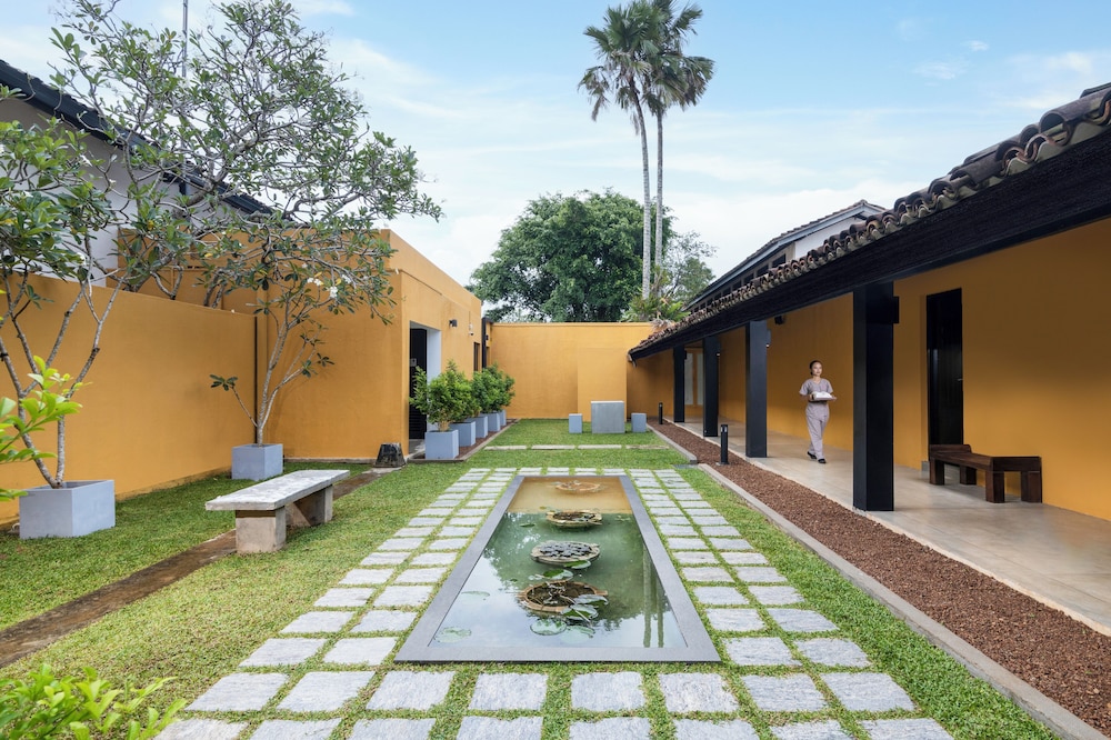 Thaala Bentota — Hotel building in Bentota