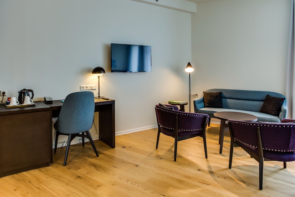 Fosshotel Reykjavik — Hotel rooms in Reykjavik, Capital Region