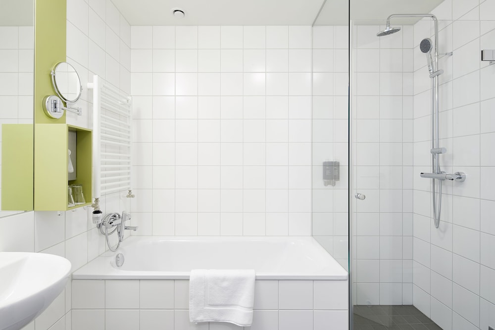 Fosshotel Reykjavik — Hotel rooms in Reykjavik, Capital Region