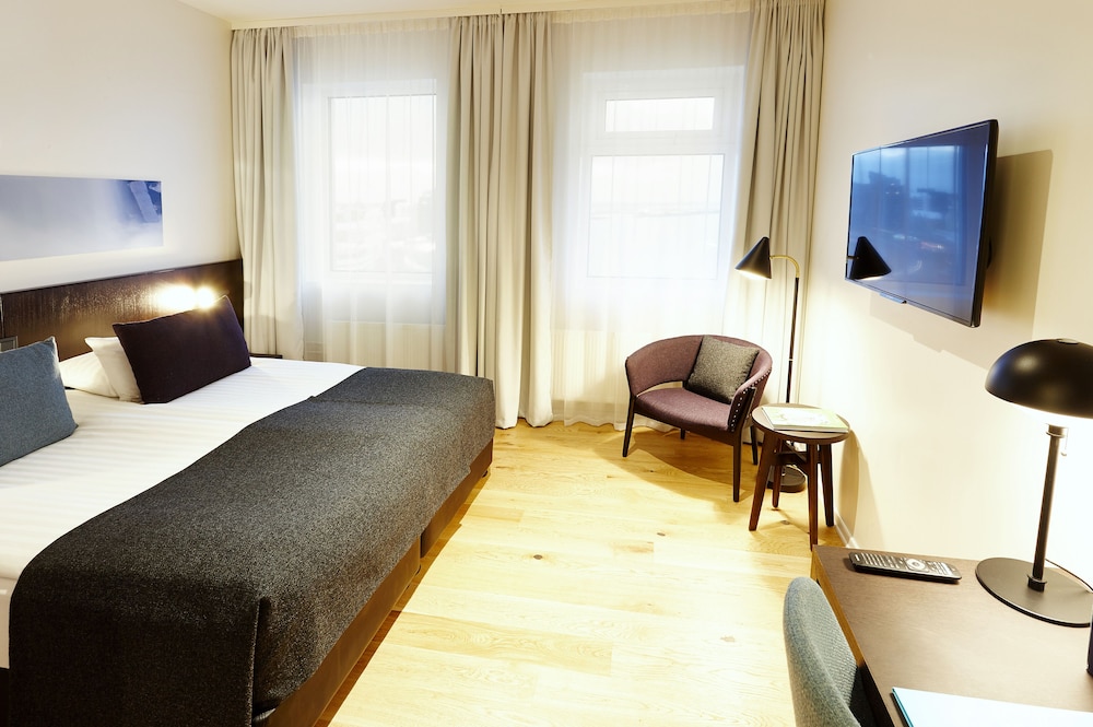 Fosshotel Reykjavik — Hotel rooms in Reykjavik, Capital Region