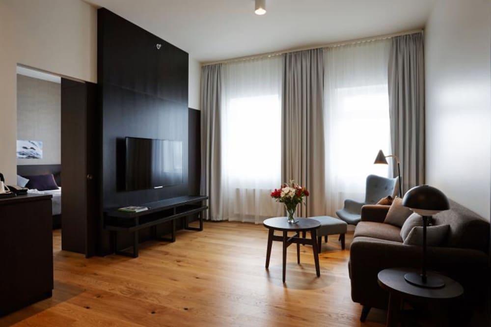 Fosshotel Reykjavik — Hotel rooms in Reykjavik, Capital Region