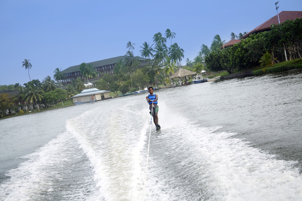 Pullman Bentota Resort and Spa — Sports & recreation in Bentota