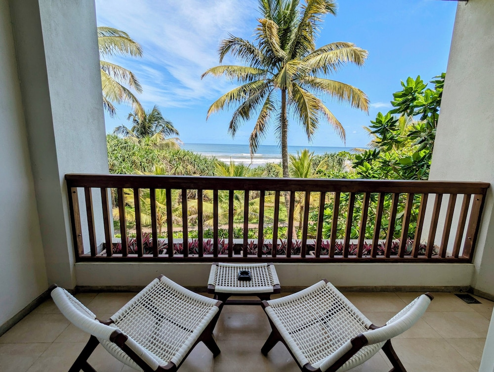 Pullman Bentota Resort and Spa — Beach in Bentota