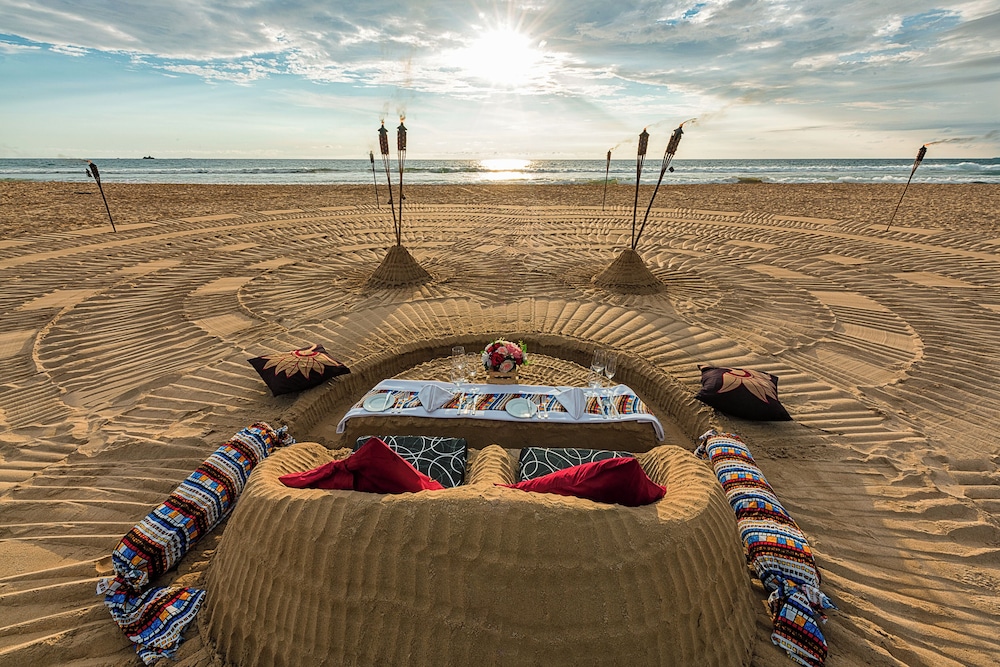 Pullman Bentota Resort and Spa — Beach in Bentota