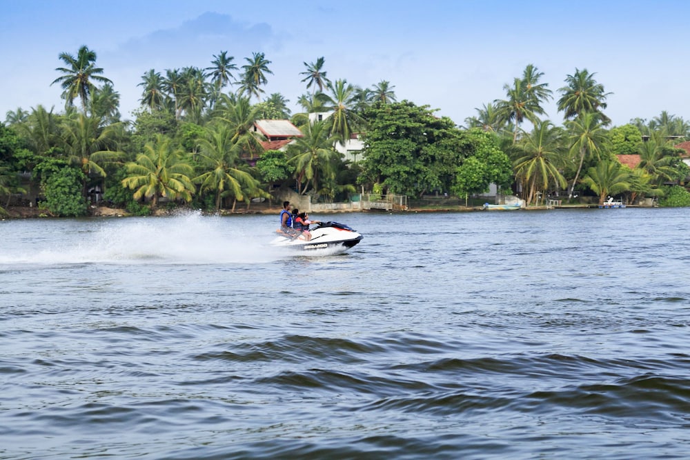 Pullman Bentota Resort and Spa — Sports & recreation in Bentota