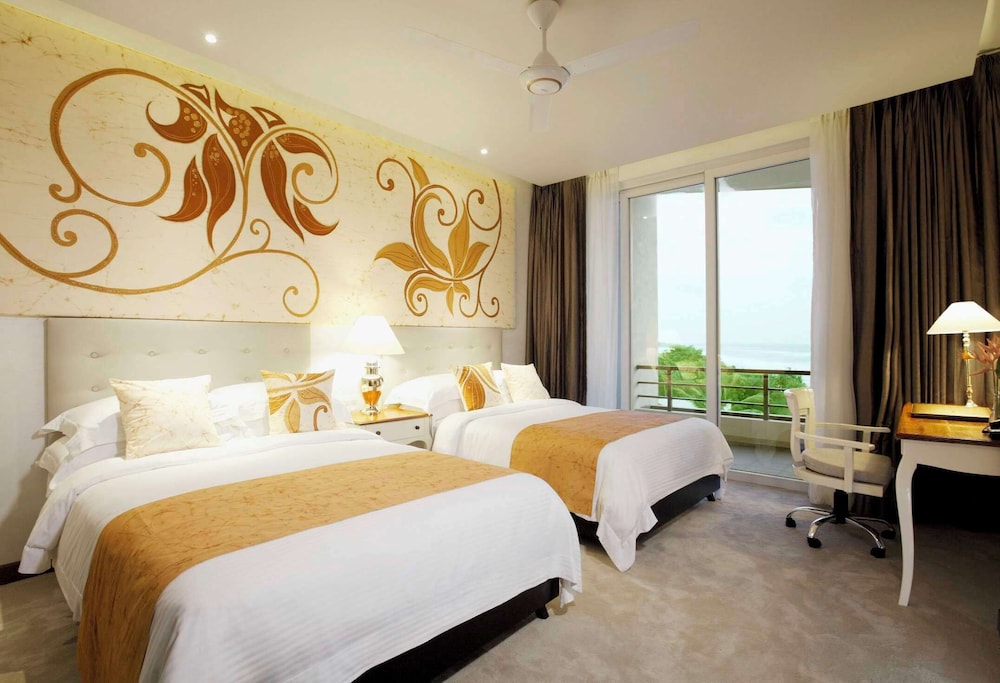 Pullman Bentota Resort and Spa — Hotel rooms in Bentota
