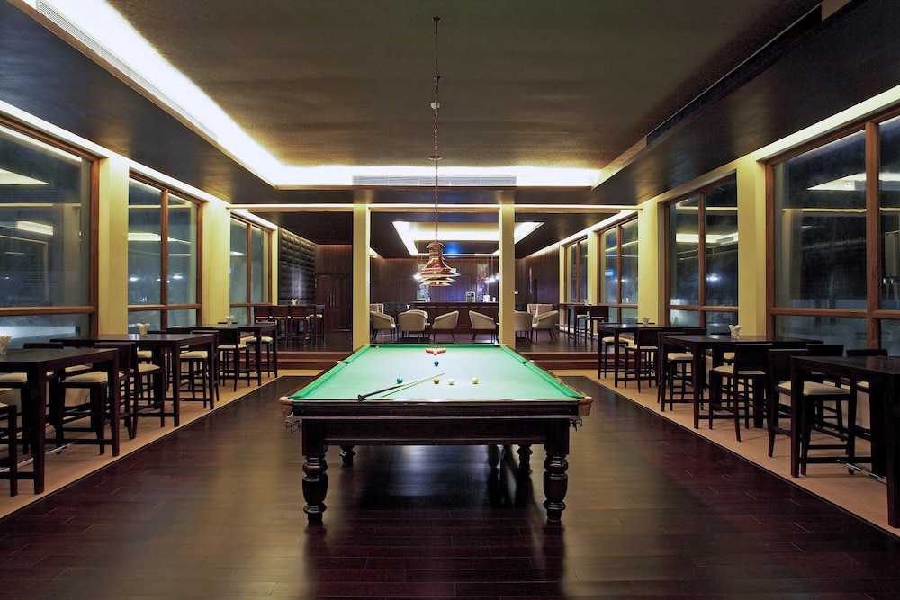 Pullman Bentota Resort and Spa — Sports & recreation in Bentota