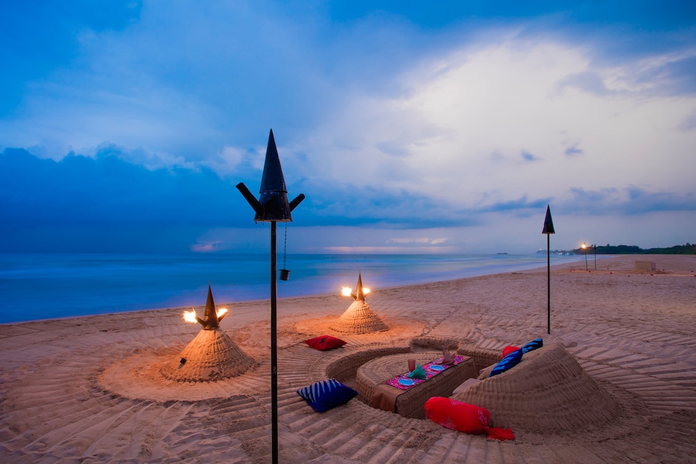 Pullman Bentota Resort and Spa — Beach in Bentota