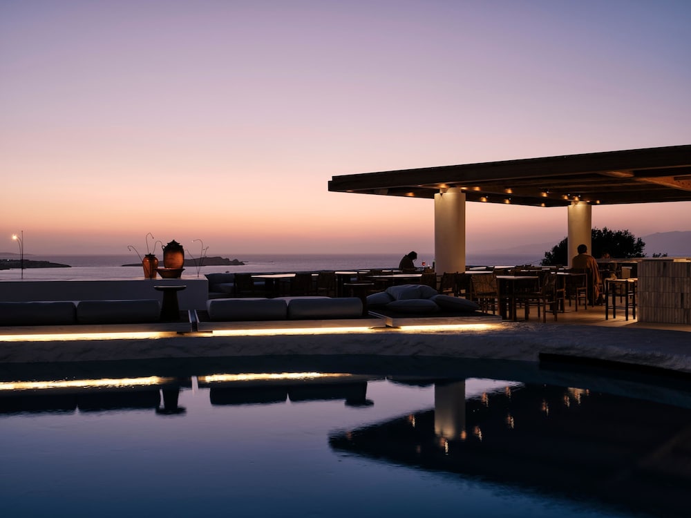 Boheme Mykonos Town - Small Luxury Hotels of the World — Restaurant & bars in Mykonos Town, South Aegean