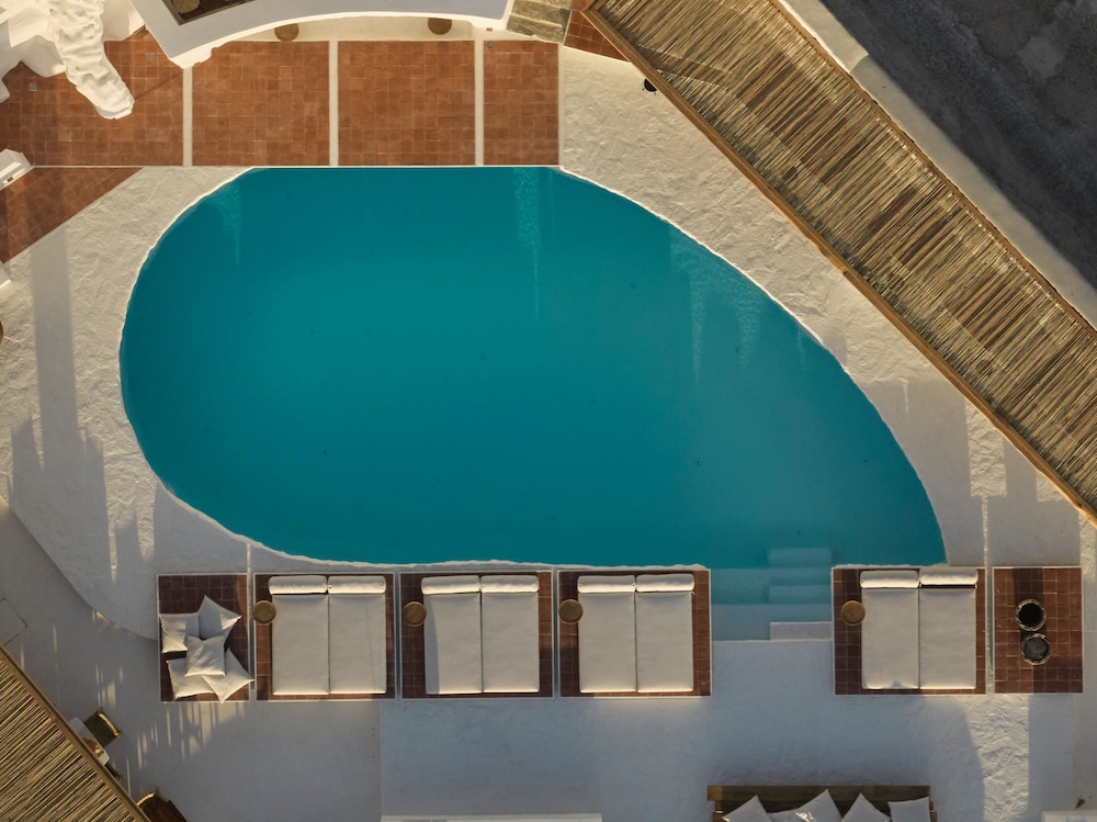 Boheme Mykonos Town - Small Luxury Hotels of the World — Swimming pool in Mykonos Town, South Aegean