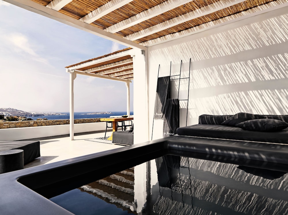 Boheme Mykonos Town - Small Luxury Hotels of the World — Swimming pool in Mykonos Town, South Aegean