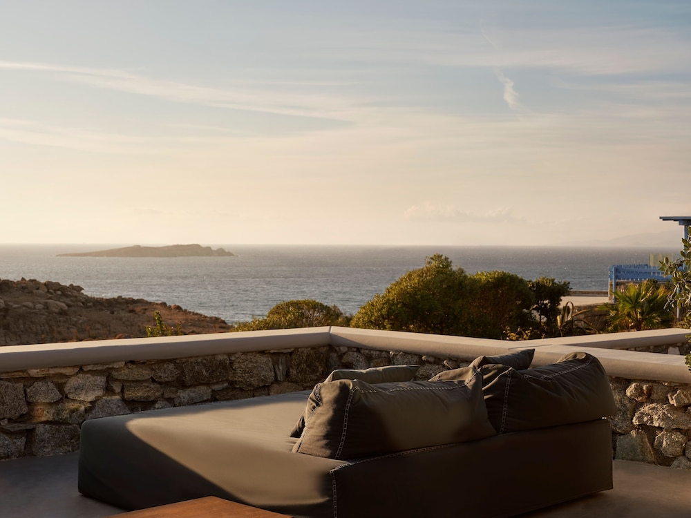Boheme Mykonos Town - Small Luxury Hotels of the World — Hotel building in Mykonos Town, South Aegean