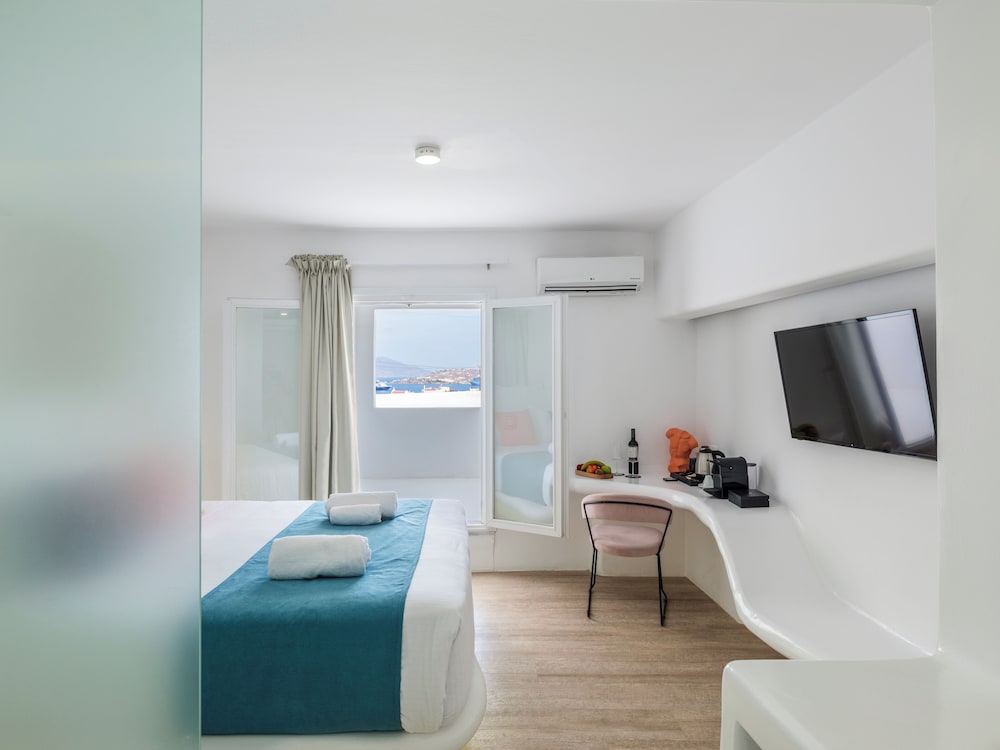 Axel Beach Mykonos - Adults Only — Hotel rooms in Mykonos Town, South Aegean