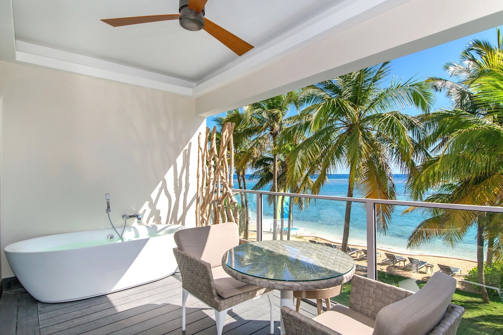 Coyaba Beach Resort — Hotel rooms in Montego Bay