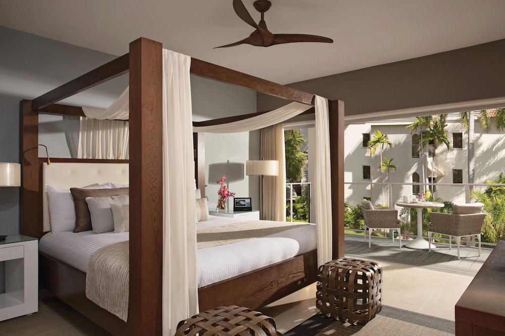 Coyaba Beach Resort — Hotel rooms in Montego Bay